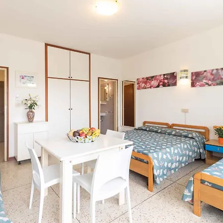 Apartment In Lignano 21758